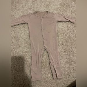 Size 0-3 Kyte baby brand baby just grew out of it no longer needed!